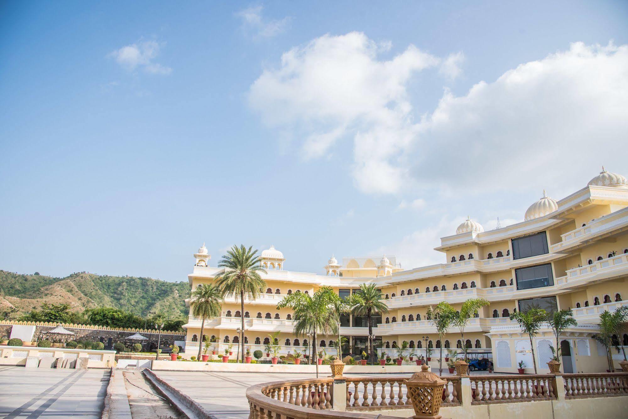 Labh Garh Palace Hotell Udaipur Eksteriør bilde